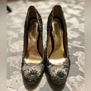 Got NYE’s party shoes yet!?!?